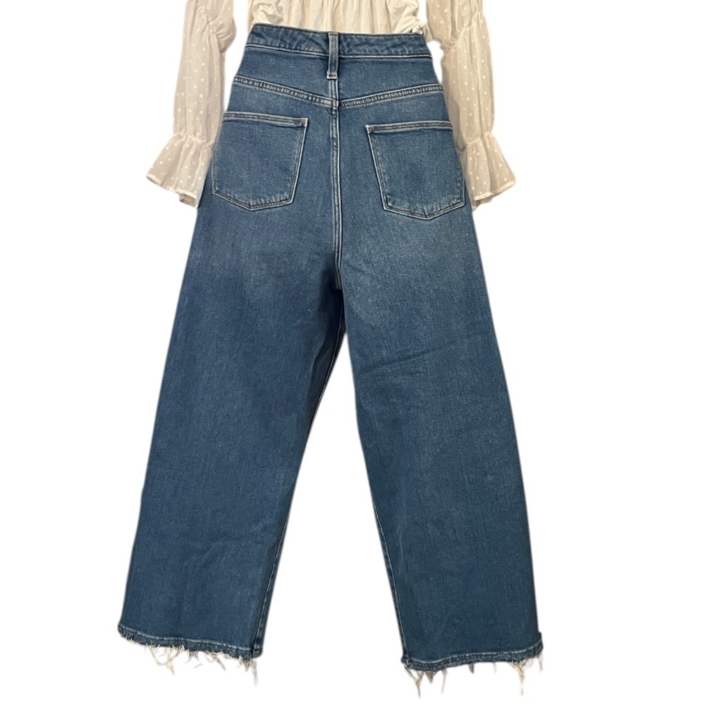 Universal Thread Highest Ruse Medium Blue Distres… - image 2